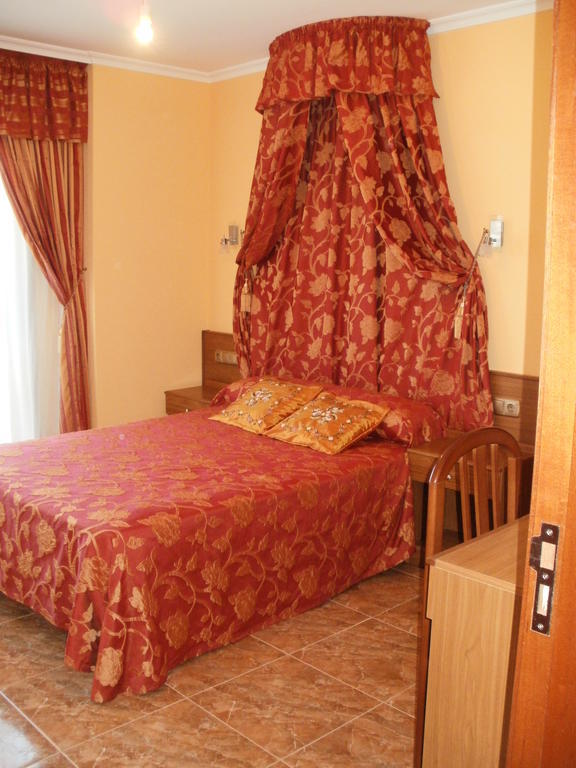 Noalla  Pension Rustica As Cobas חדר תמונה